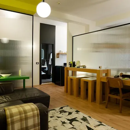 Accomodo Central Apt Suite Tirana Exterior photo